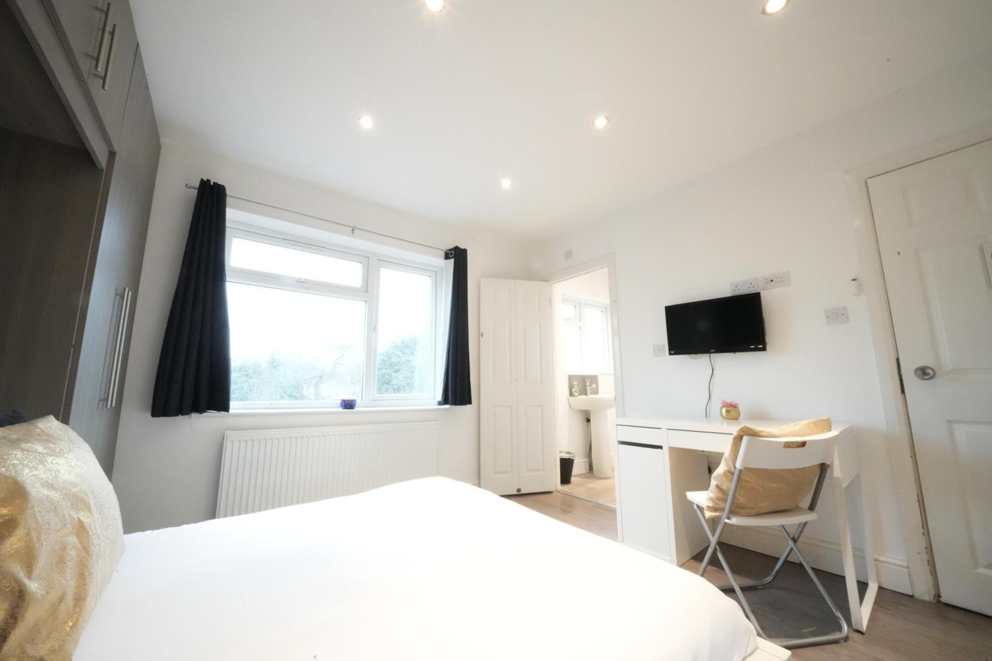 Grand Airport Ensuites Harmondsworth ภายนอก รูปภาพ