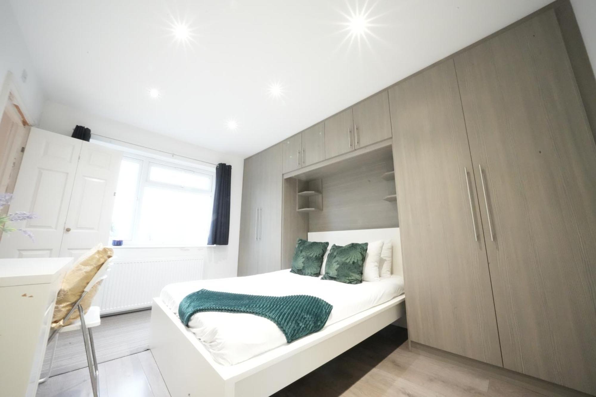 Grand Airport Ensuites Harmondsworth ภายนอก รูปภาพ