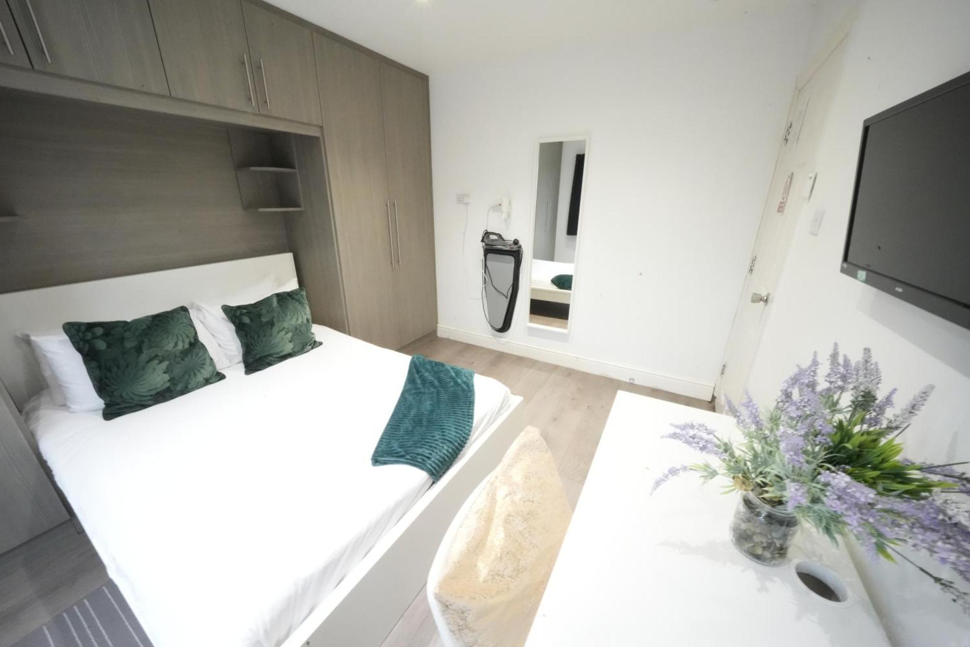 Grand Airport Ensuites Harmondsworth ภายนอก รูปภาพ